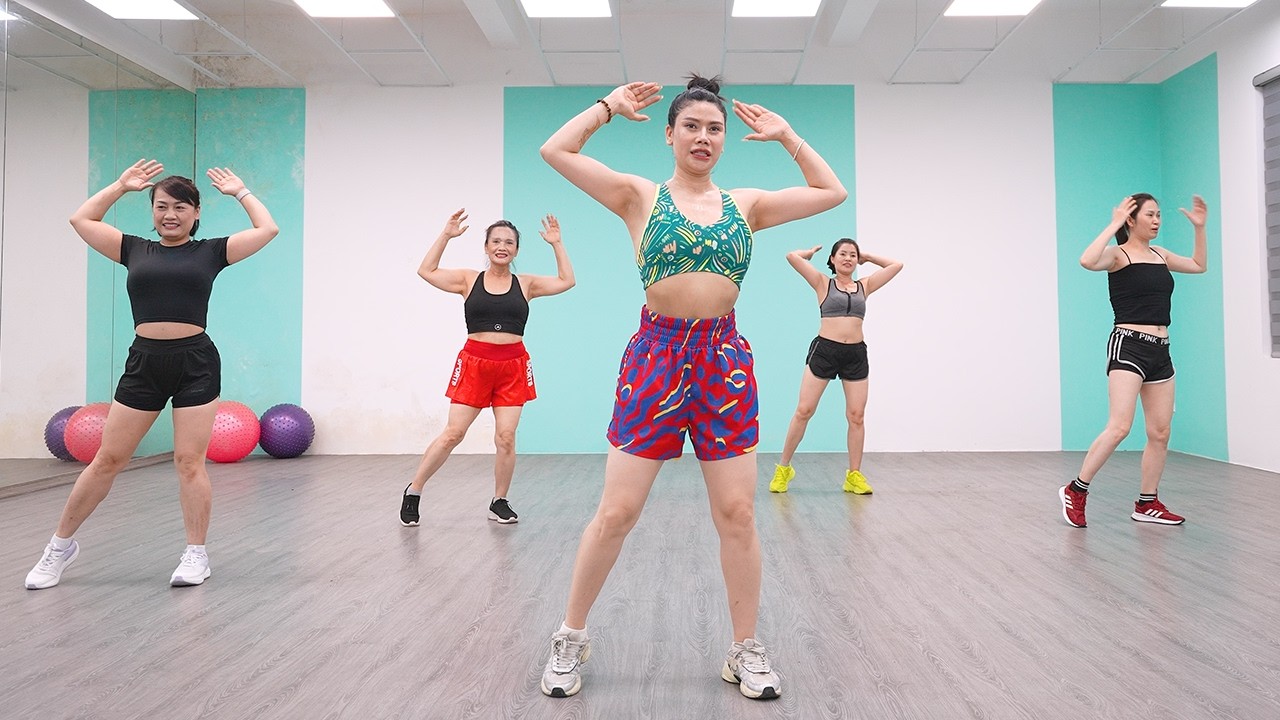 25 Minute Dance Workout At Home | Exercise To Lose Weight FAST | Zumba Class