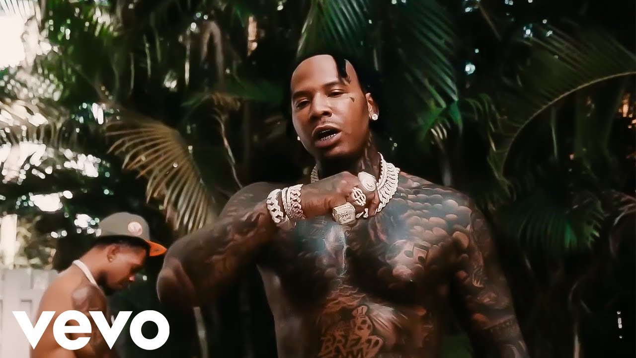 Moneybagg Yo ft. Gucci Mane & BigwalkDog - Blue Diamonds
