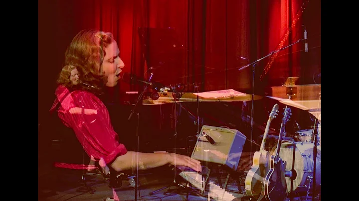 "Lead Me On" Colleen Brown Live at the Yardbird Su...