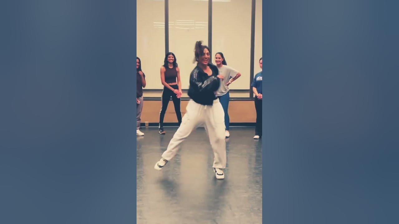 #dancecover Chunnari Chunnari by @eshhpatel  | Salman Khan and Sushmita Hit Song #shorts #reels