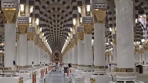 اذلأن الفجر مسجد جميل وصوت جميل صوت الأذان يهاز القلب ( ولقد نعلم أنه يضيق صدرك ) تلاوة عطره من 