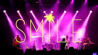 Video voorbeeld van "SMILE - Born again (directo en GetxoSound Festival 2018)"