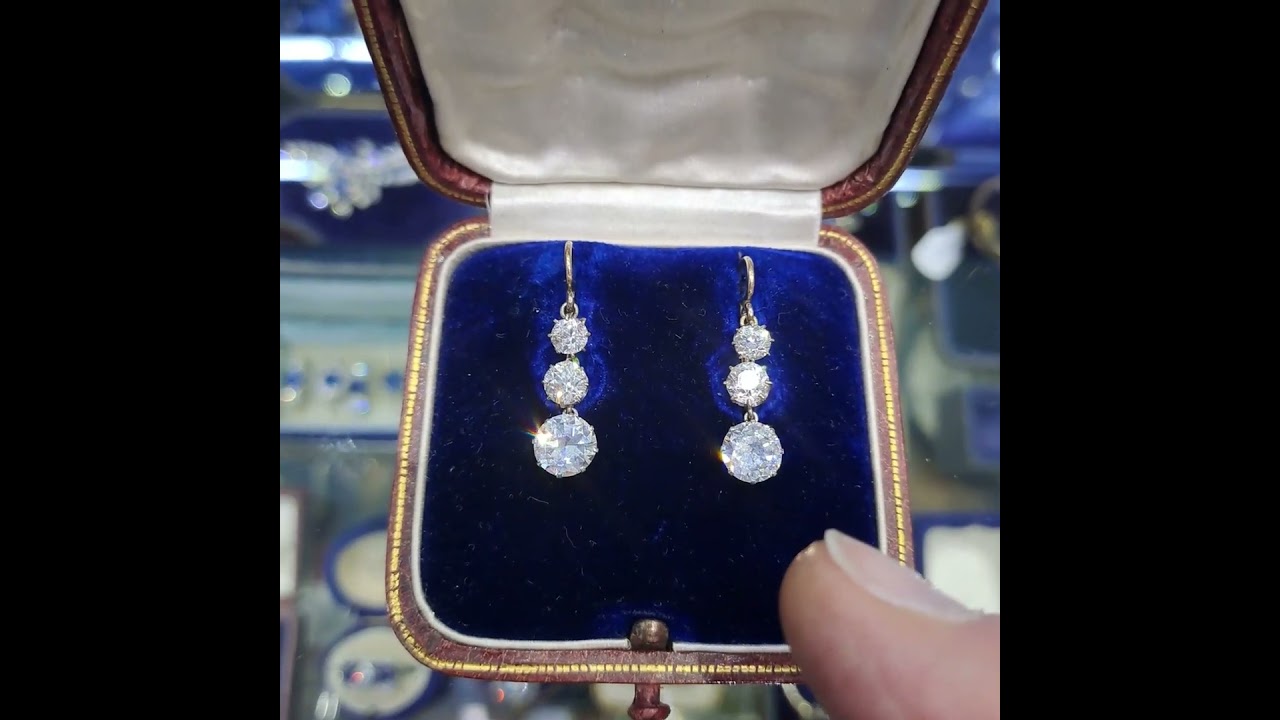 EG073 Edwardian graduated drop diamond earrings