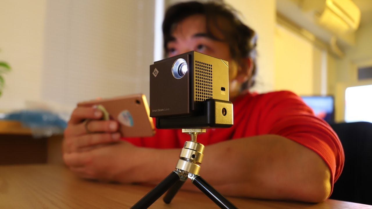 わずか5.5cm四方のプロジェクター『Smart Beam Laser（スマートビームレーザー）』 YouTube