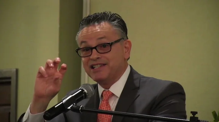 Dr. Francisco Guajardo Gives Speech at 2022 Villag...