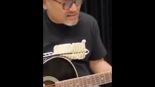 TUJU TUJU RINDU ( LIVE ACUSTIK RENGGO ARROW )