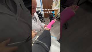 Doctor Removing Cast Finds Fake Cockroach Inside - 1538877