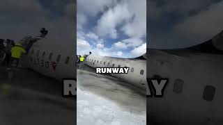 Plane Flips Over During Landing, delta flight 4819 @eggxit