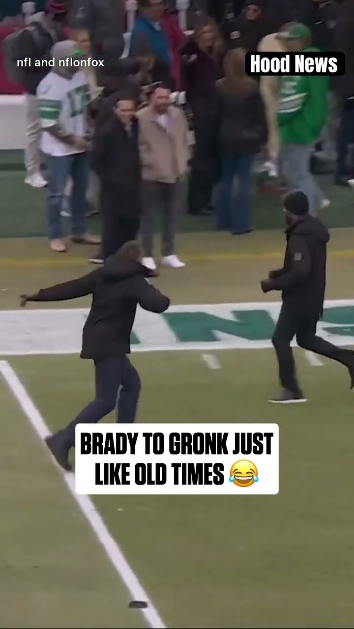 Just like old times #hoodnews #tombrady #robgronkowski #sports #football #NFL #lol #viralvideo #how