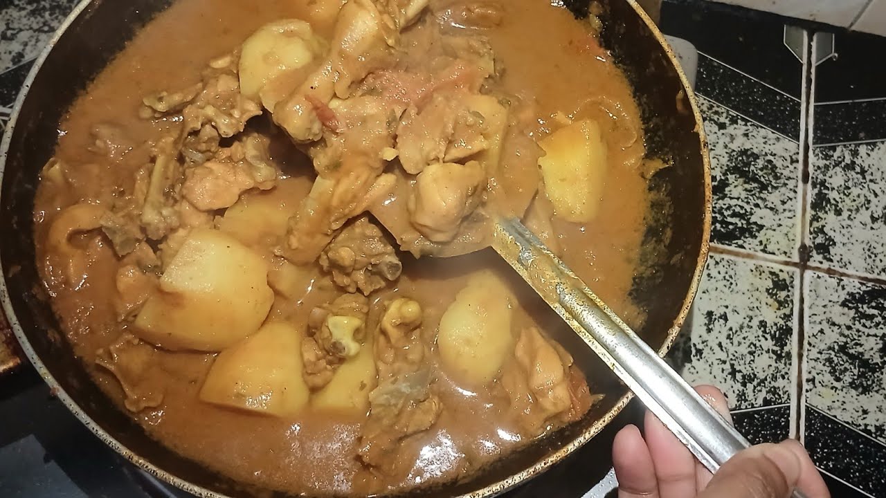 ভালবেসে মাংস রান্না করলাম,আজ রাতের জন্য।