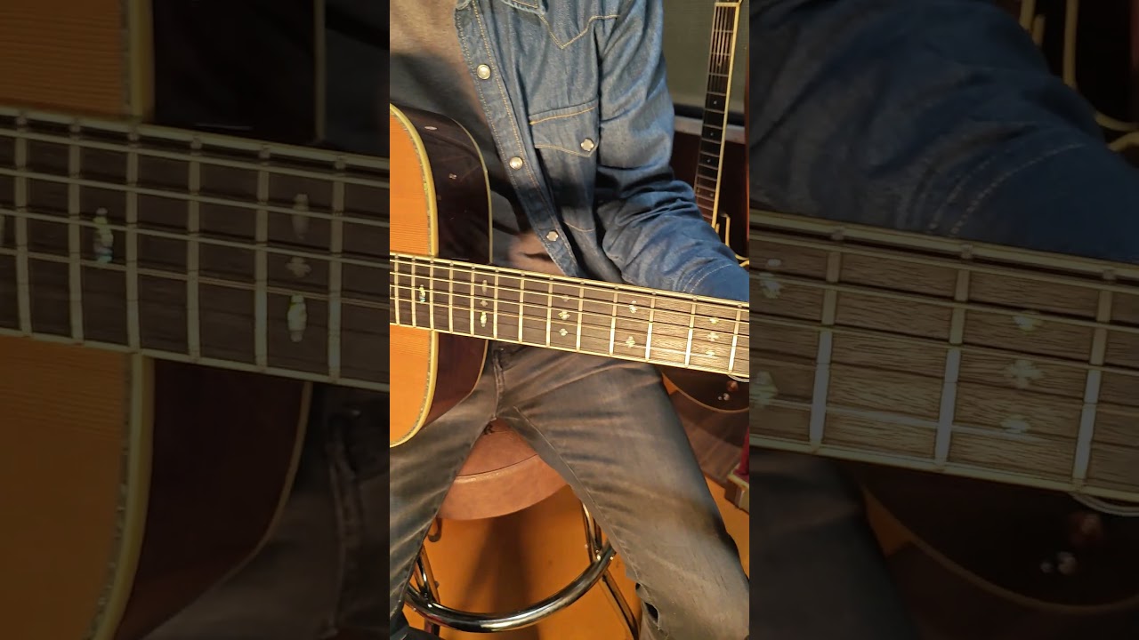 Recording King RD-227 - YouTube