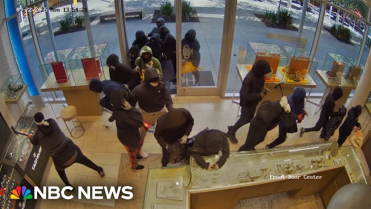 California jewelry store targeted in smash-and-grab robbery