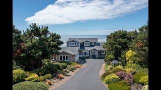 Luxurious waterfront house on the Oregon coast