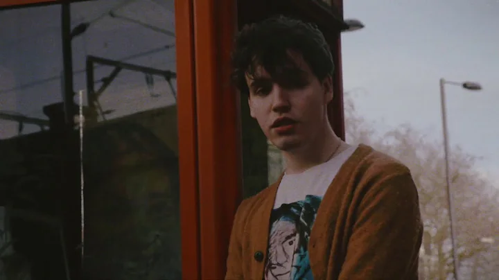 SPINN - Billie Feat. Christie Simpson (Yumi Zouma)...