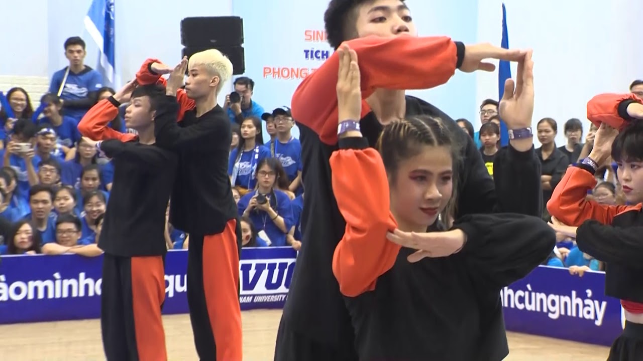 Highlight VUG 2019 | DANCE BATTLE - HCM: ĐH Bách Khoa TPHCM vs  ĐH Tôn Đức Thắng | 30/03/2019