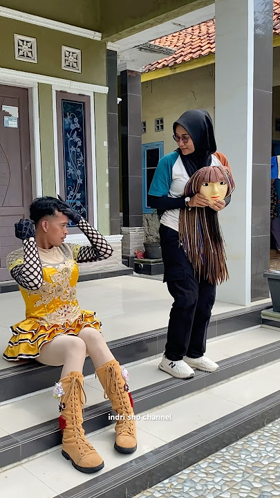 Rika ngira sulis cuman pinjam kedonyak gataunya bawah kaburr