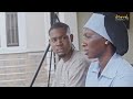 ANAGUNDUA KUWA MFANYA KAZI WAO WA NDANI NDIE ALIEKUWA MPENZI WAKE WA UTOTONI ANAGUNDUA KUWA MFANYA KAZI WAO WA NDANI NDIE ALIEKUWA MPENZI WAKE WA UTOTONI