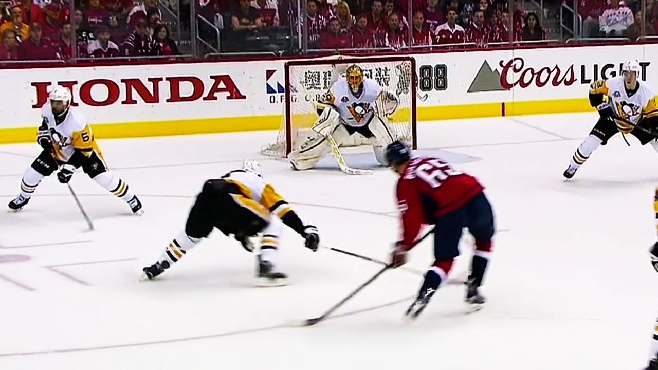 Burakovsky waits out Cullen then snipes one past Fleury
