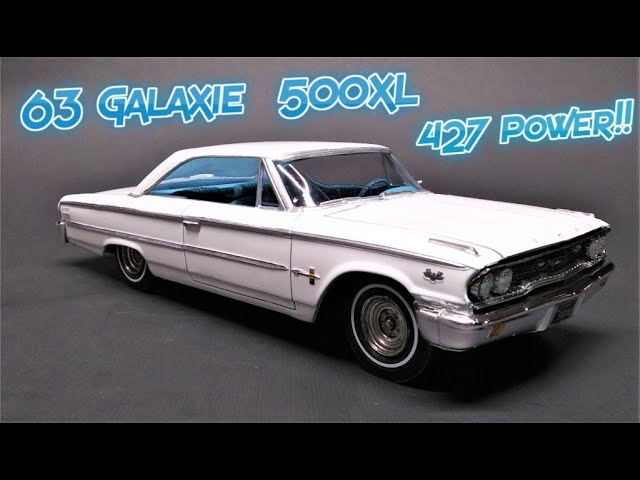 Skill 2 Model Kit 1963 Ford Galaxie 500 XL 3-in-1 Kit 1/25 Scale Model by AMT