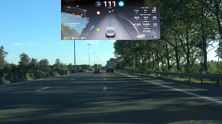 Tesla AutoPilot 2.0: big improvement in traffic jams - Testing the Tesla