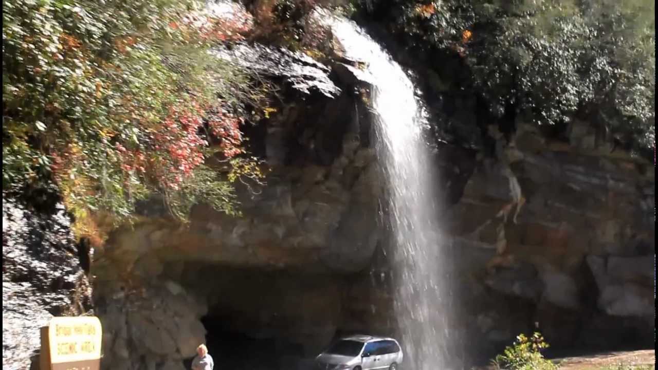 Bridal Veil Falls An Nc Waterfall You Can Drive Behind
