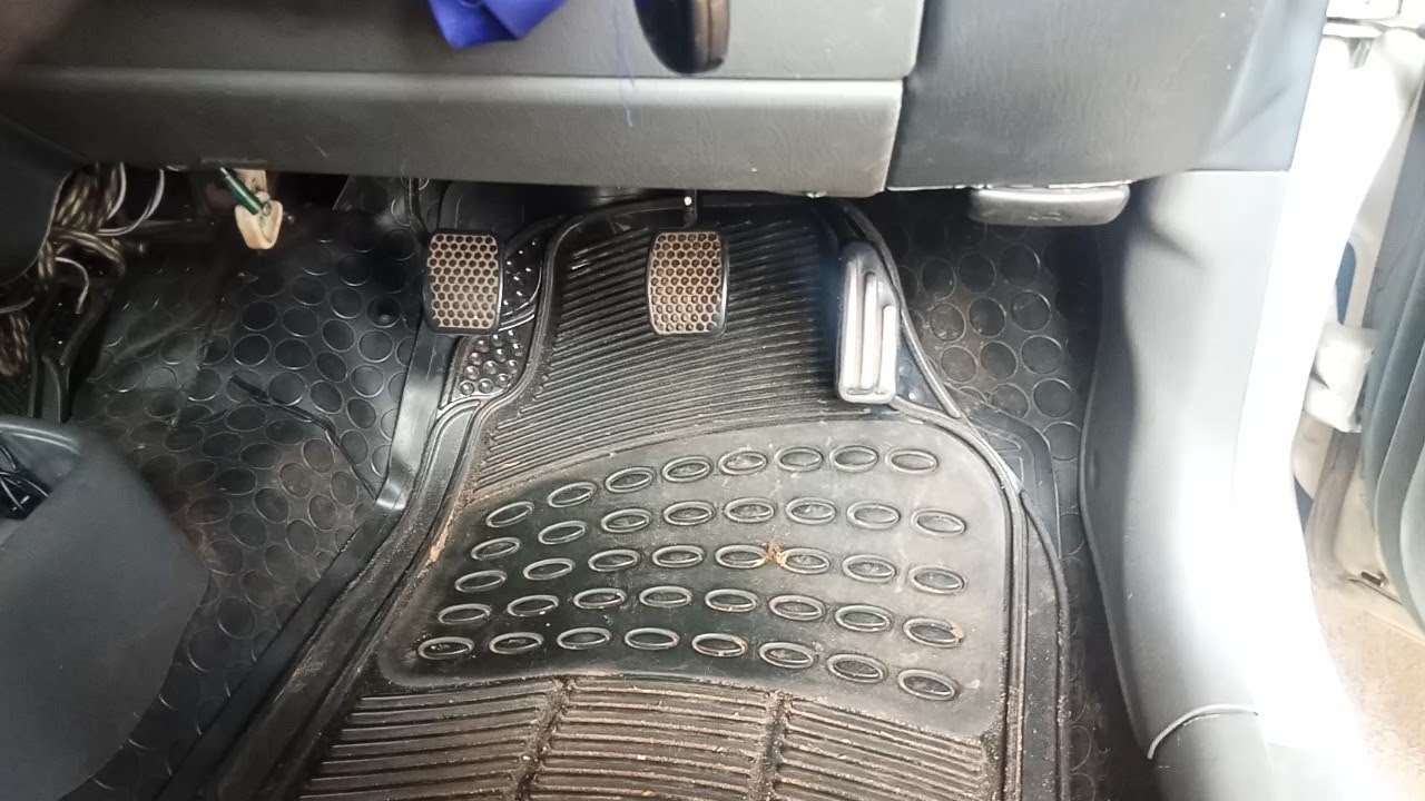 maruti alto clutch play adjustment YouTube