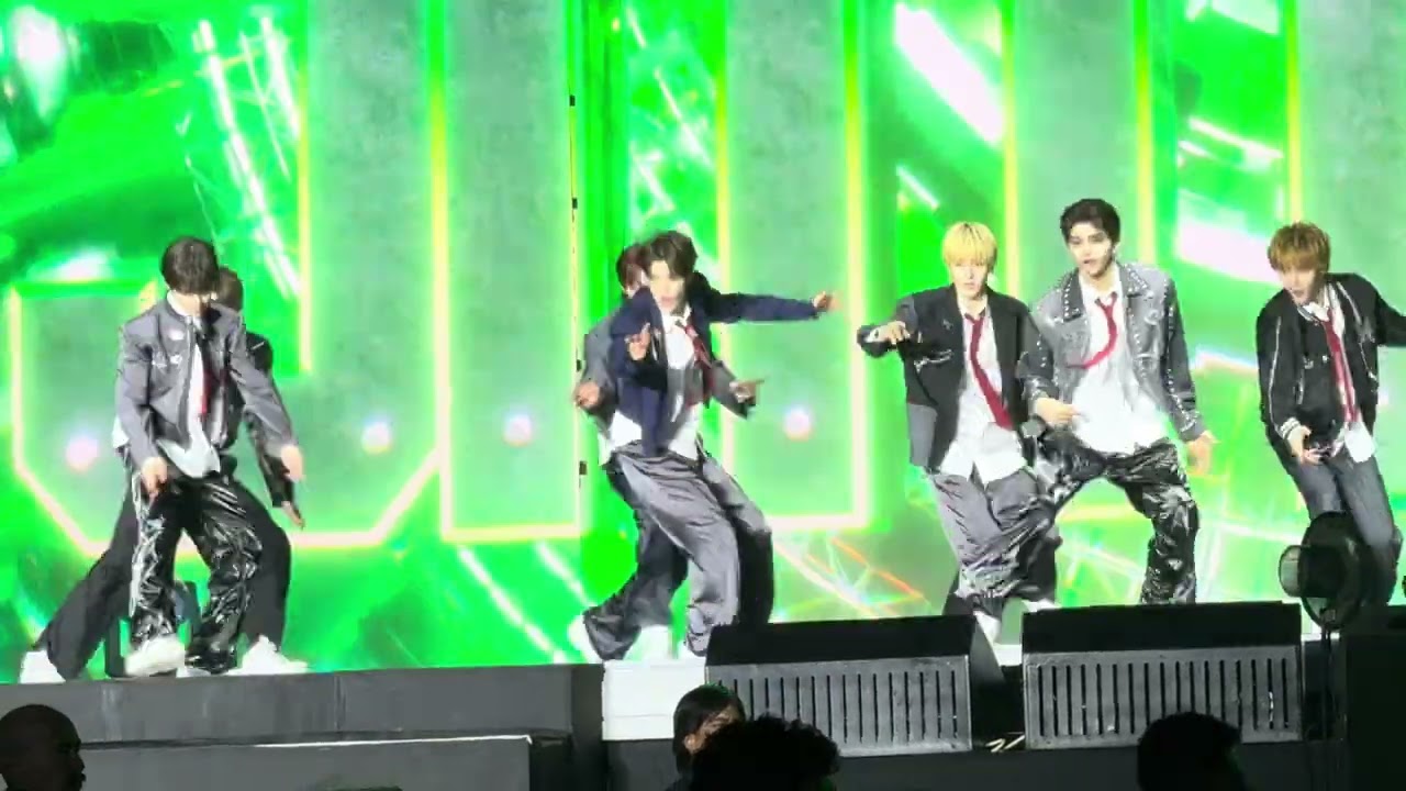 Smtown Mexico City 2025 Smtr25 Lucifer (Shinee 샤이니)