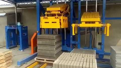 New product block and pallet separator pallet packer