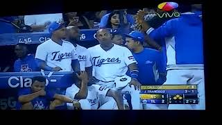 Honrón de Juan Francisco con base llena LICEY VS AGUILA 18/01/2018