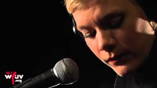 Trixie Whitley - Gradual Return (Live at WFUV)