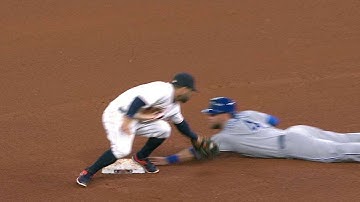 KC@HOU: Gordon swipes second after call overturned