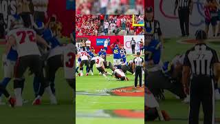 Bobby Wagner JUMPS the O-LINE and BLOCKS the FG 😱 #shorts