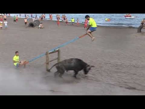 Video: Kā Nokļūt Buļļu Festivālā Spānijā