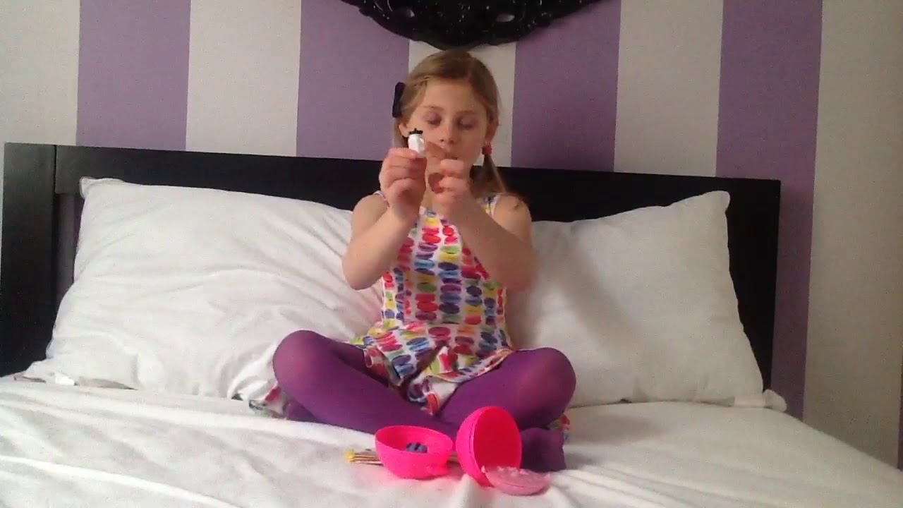 LOL Midnight Pup Unwrapping