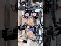 Cette machine emballe 200 sachets de chips à la minute — regardez !