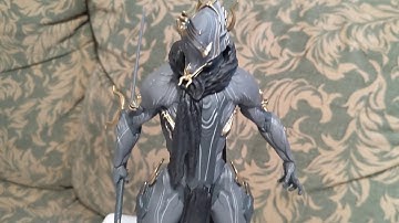 Un-boxing of Excalibur Umbra deluxe statue!