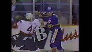 Brad May vs Mike Peluso - Oct 31, 1992