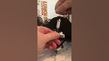 Tamiya lunch box black edition. Installing the front shocks Like & subscribe.