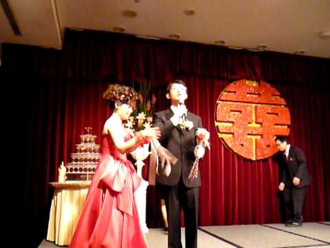20111216.佑民安妮婚宴.丟捧花