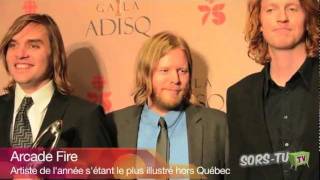 Richard Reed Parry of Arcade Fire interviewed in French