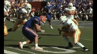 Tim Tebow BIG COLLISION With Eric Berry (HD) Florida vs Tennessee 2009