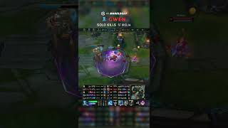 (GX ManoloGap) Gwen SOLO KILLS Irelia (VFB Sven) | EUW Master Patch 26.12 #shorts