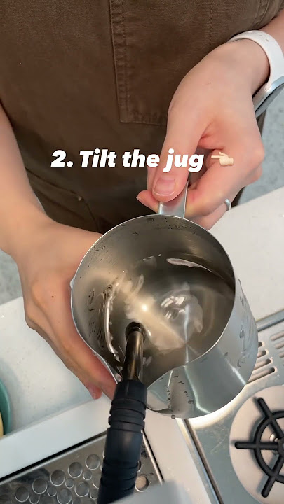 How to steam milk for latte art tutorial practise with water #lattearttutorial