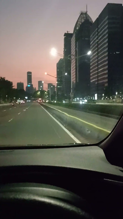 story wa Driving subuh in Sudirman