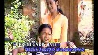 Video thumbnail of "lagu bali:widi widiana-sukreni gadis bali"