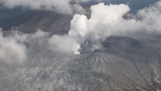 阿蘇山が噴火 紅葉季節、観光にも冷や水