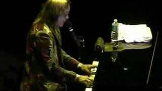 Todd Rundgren - Song Of The Viking chords