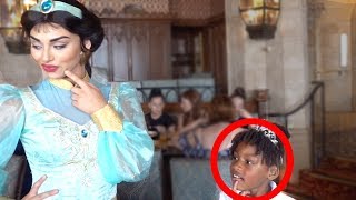 Breakfast at Cinderella's Castle? screenshot 4