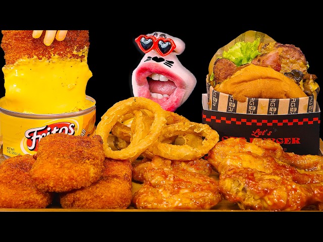 ASMR EXTRA CHEESY MOZZARELLA STICKS & JUICY BURGER MUKBANG EATING SOUNDS