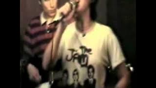 Bikini Kill - Rebel Girl